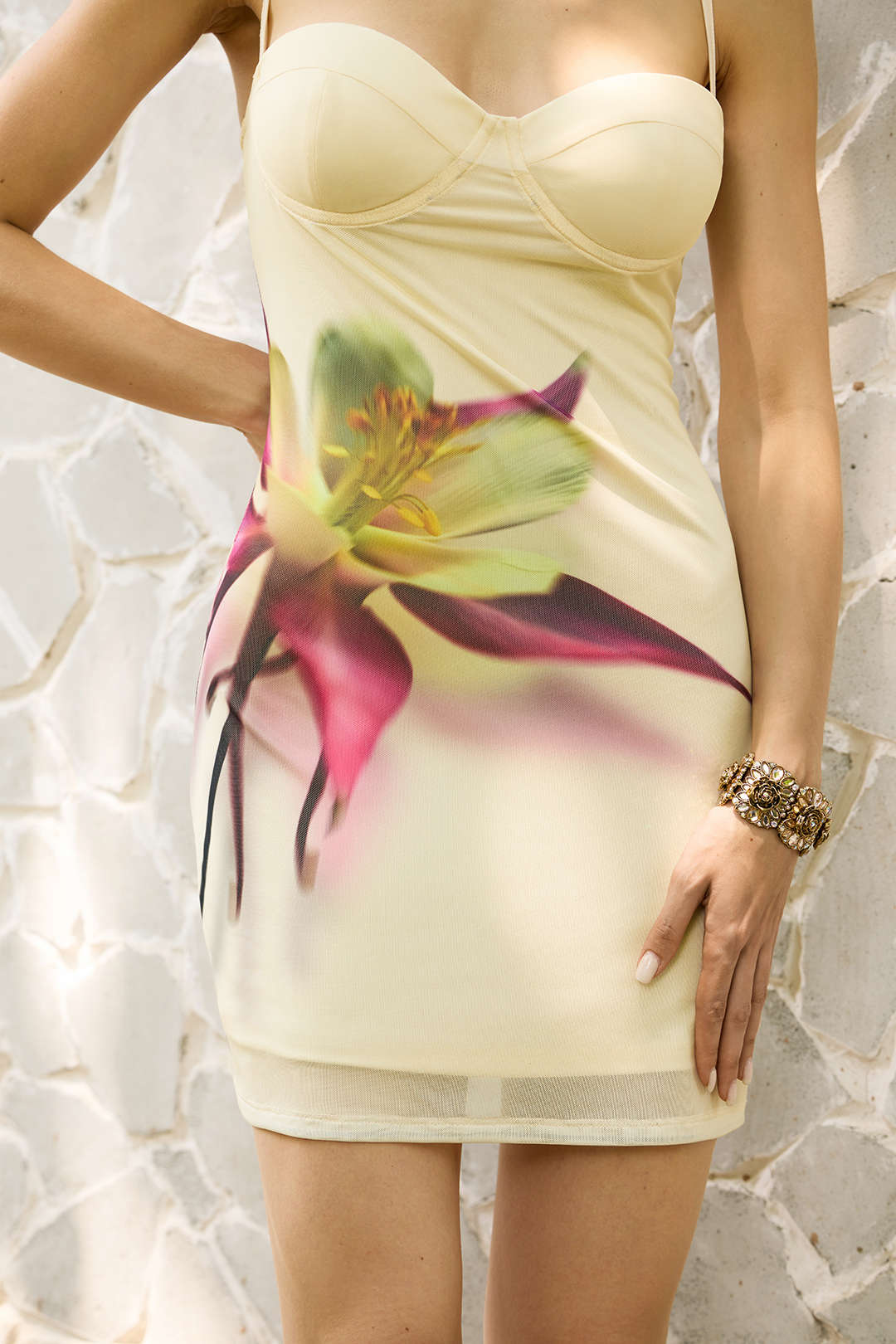 ABRIL | VESTIDO